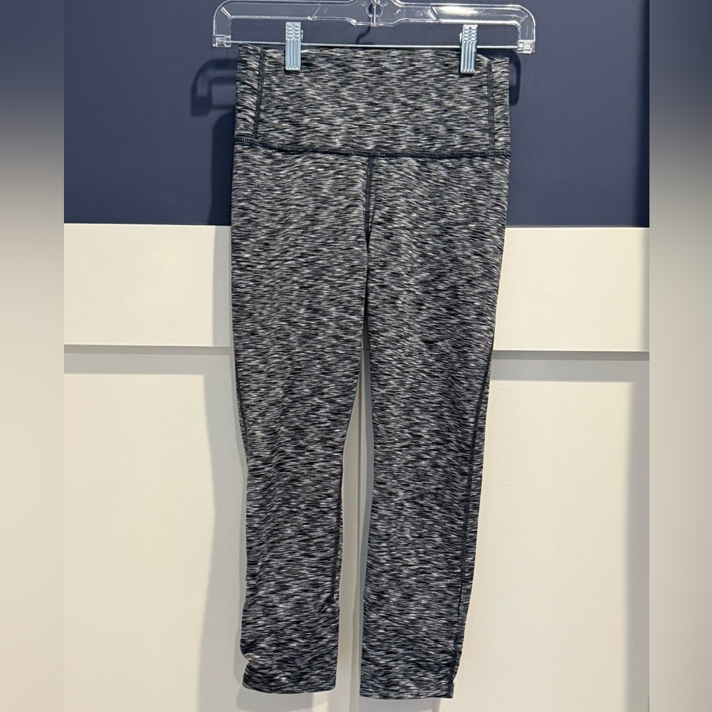All in Motion Black / Gray Heathered Kids Leggings youth girls size L 10/12 EUC